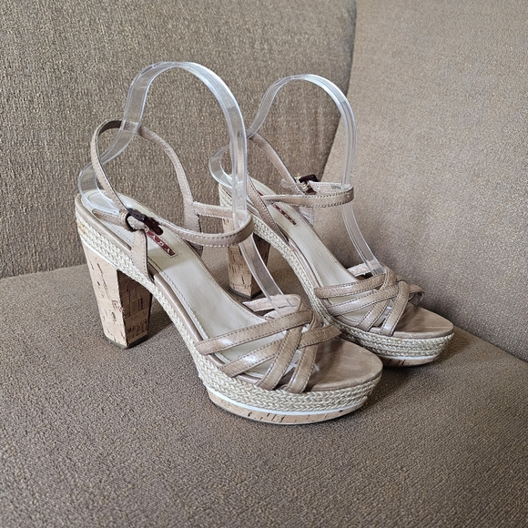 Prada Leather Espadrilles in Neutral Color Size 39.5 - Picture 4 of 15